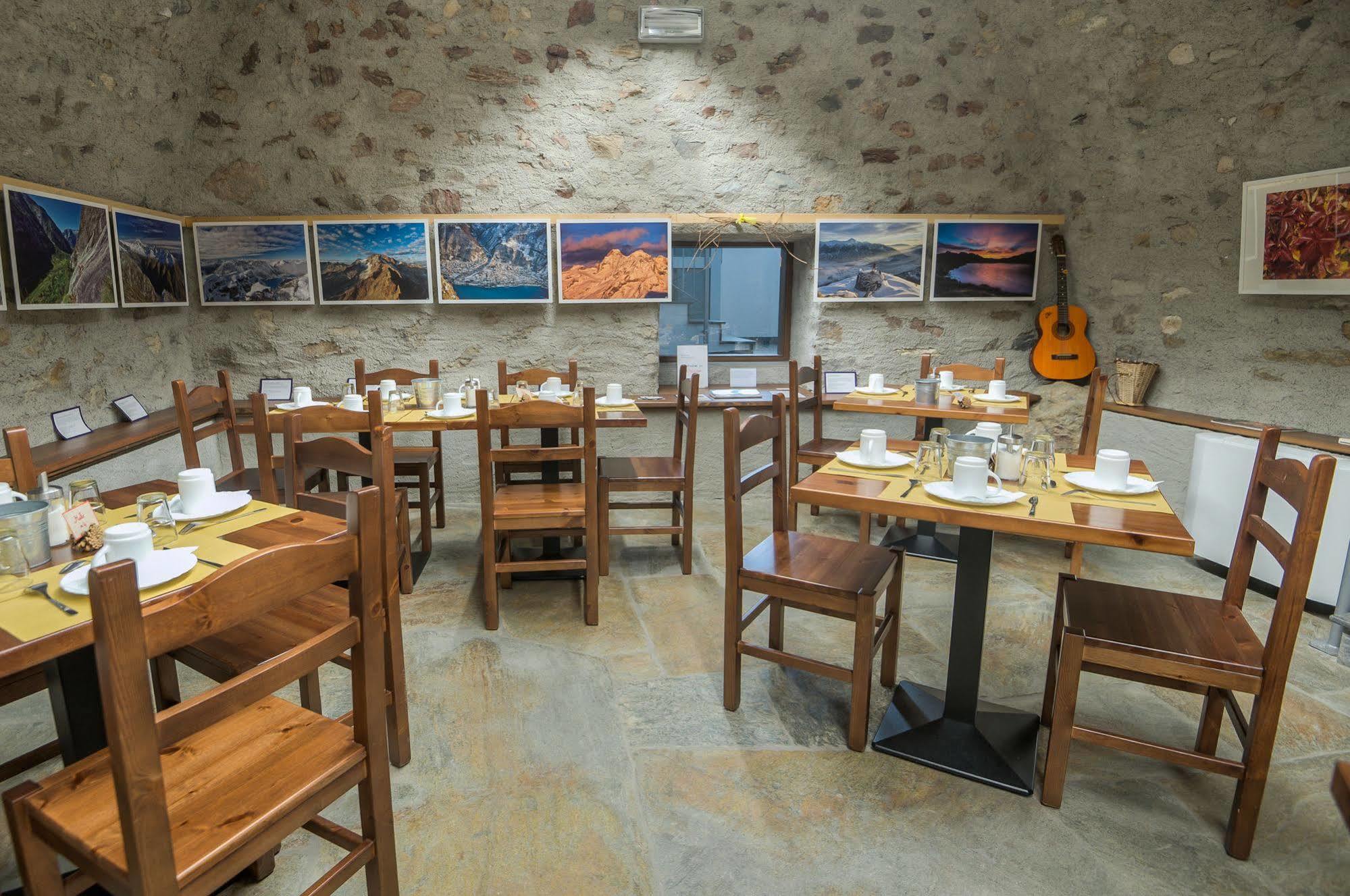 Il Seicento Aparthotel Sernio Luaran gambar
