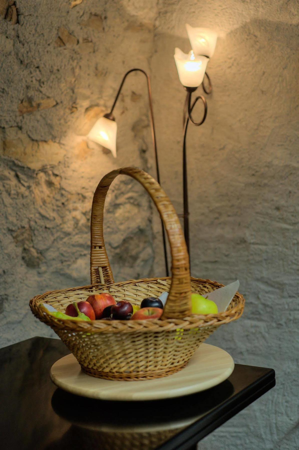 Il Seicento Aparthotel Sernio Luaran gambar